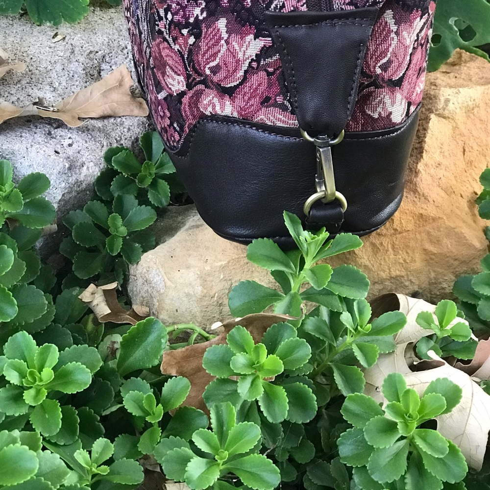 Hand bag - Picture 2 of 3